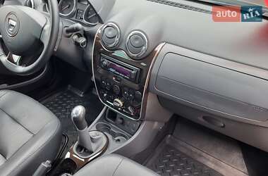 Внедорожник / Кроссовер Dacia Duster 2012 в 