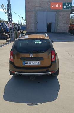 Внедорожник / Кроссовер Dacia Duster 2012 в 