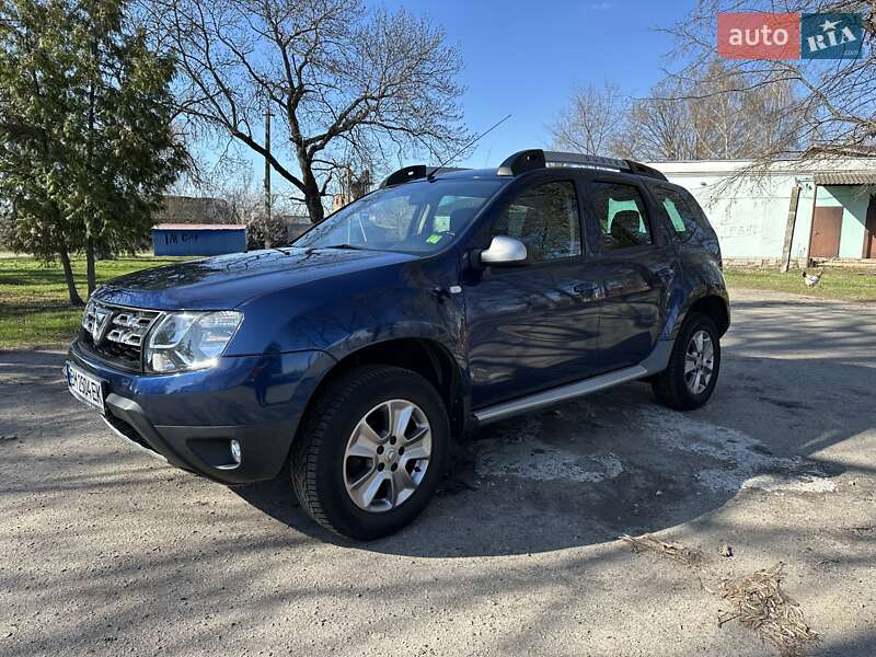 Позашляховик / Кросовер Dacia Duster 2015 в Лебедині