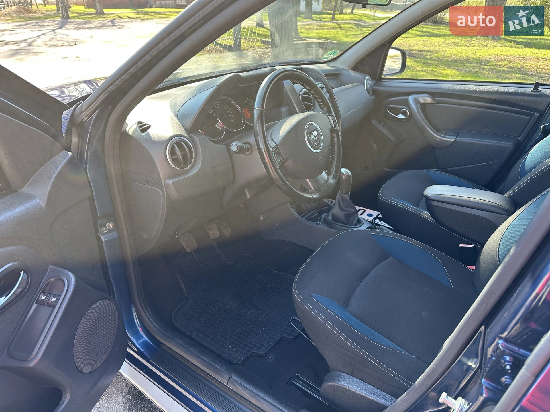 2015 Dacia Duster - мініатюра 17