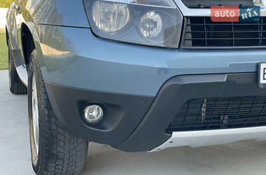 Внедорожник / Кроссовер Dacia Duster 2012 в 
