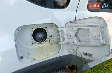 Внедорожник / Кроссовер Dacia Duster 2011 в 
