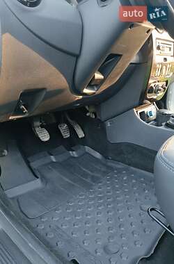Внедорожник / Кроссовер Dacia Duster 2011 в 