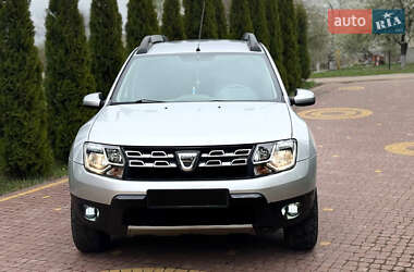 Позашляховик / Кросовер Dacia Duster 2014 в 