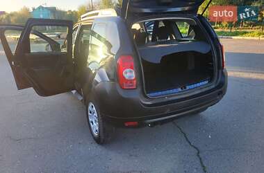Внедорожник / Кроссовер Dacia Duster 2013 в 