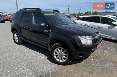Позашляховик / Кросовер Dacia Duster 2012 в 