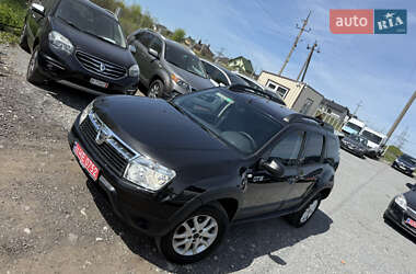 Позашляховик / Кросовер Dacia Duster 2012 в 