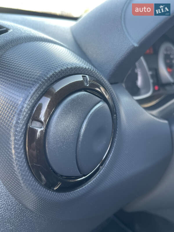 Внедорожник / Кроссовер Dacia Duster 2013 в Стрые