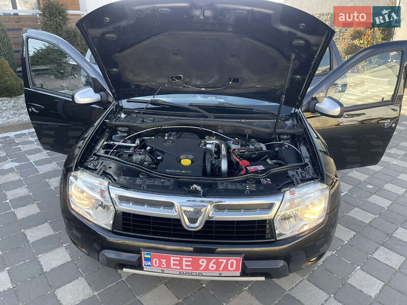 Внедорожник / Кроссовер Dacia Duster 2013 в Стрые