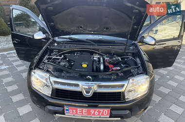 Внедорожник / Кроссовер Dacia Duster 2013 в 