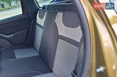 Внедорожник / Кроссовер Dacia Duster 2017 в 