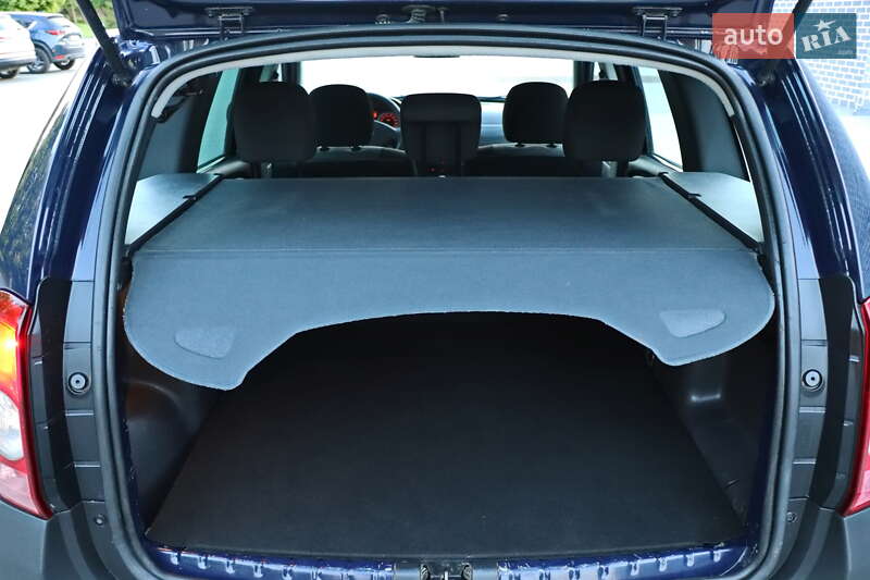 Позашляховик / Кросовер Dacia Duster 2011 в Кременчуці