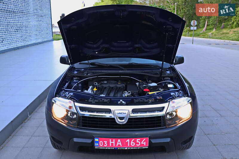 Позашляховик / Кросовер Dacia Duster 2011 в Кременчуці