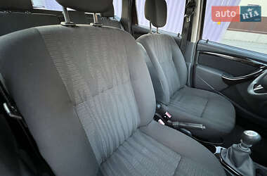 Внедорожник / Кроссовер Dacia Duster 2011 в 