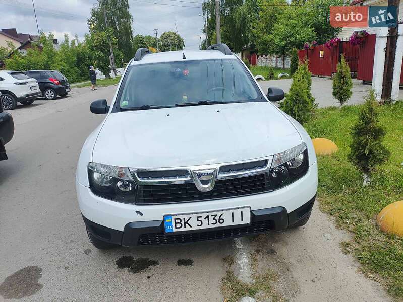 Dacia Duster 2012