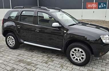 Внедорожник / Кроссовер Dacia Duster 2011 в 