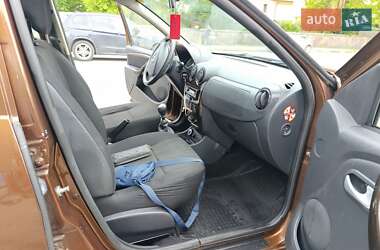 Внедорожник / Кроссовер Dacia Duster 2012 в 