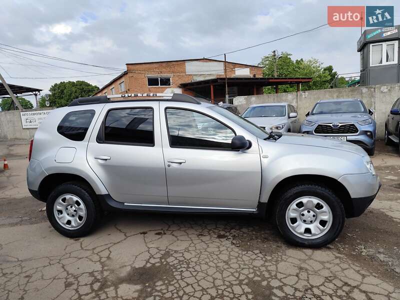 Позашляховик / Кросовер Dacia Duster 2011 в Чернігові