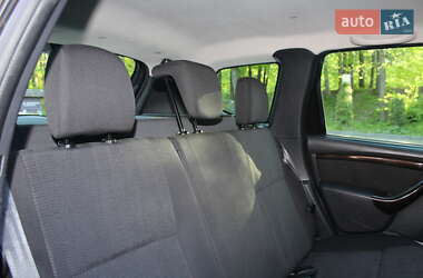 Внедорожник / Кроссовер Dacia Duster 2011 в 