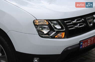 Позашляховик / Кросовер Dacia Duster 2015 в 