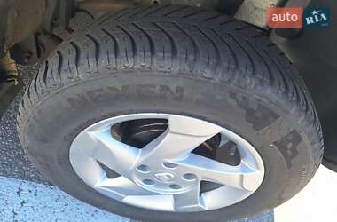 Внедорожник / Кроссовер Dacia Duster 2010 в 
