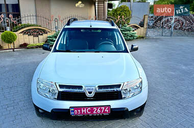 Внедорожник / Кроссовер Dacia Duster 2012 в 