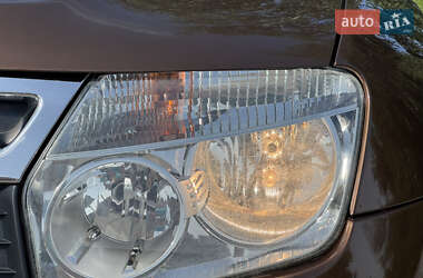 Внедорожник / Кроссовер Dacia Duster 2011 в 