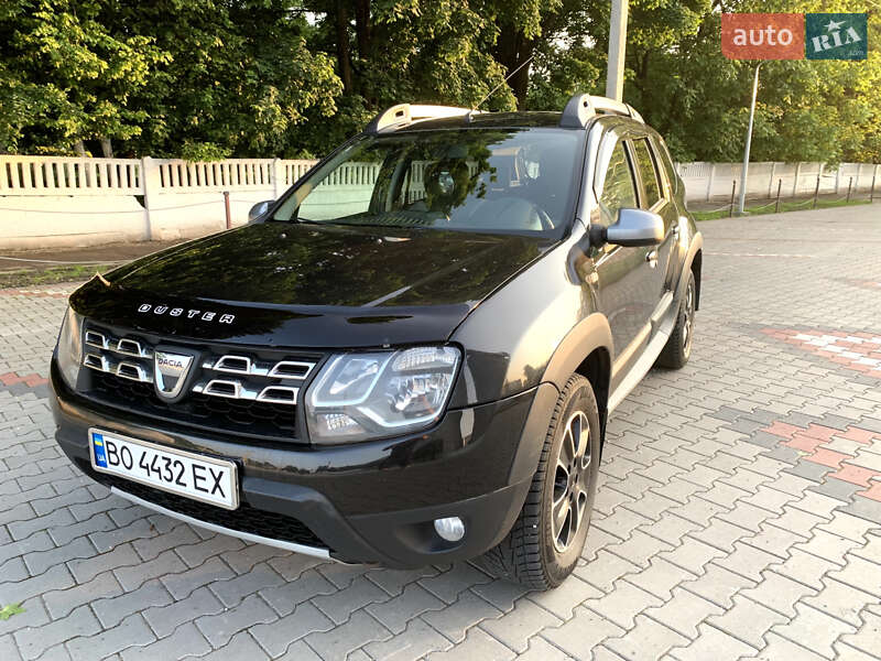 Внедорожник / Кроссовер Dacia Duster 2016 в Теофиполе
