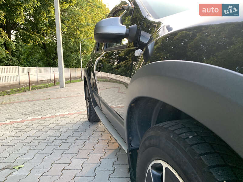 Внедорожник / Кроссовер Dacia Duster 2016 в Теофиполе