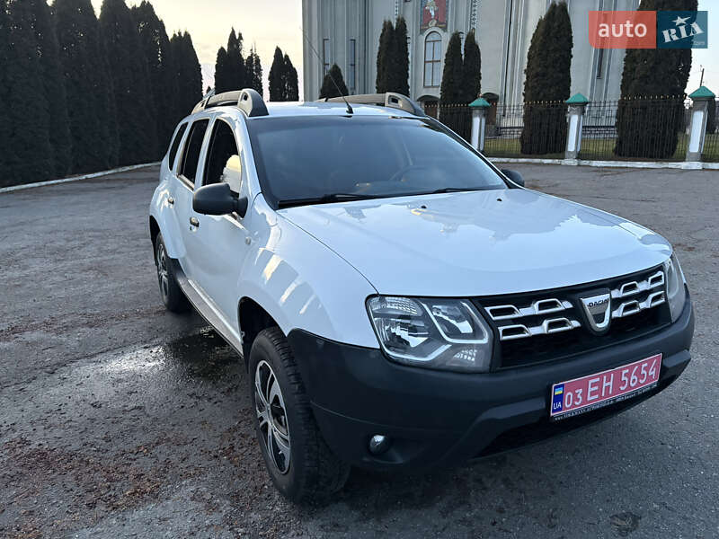 Внедорожник / Кроссовер Dacia Duster 2016 в 