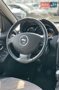 Внедорожник / Кроссовер Dacia Duster 2014 в 