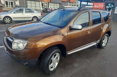 Позашляховик / Кросовер Dacia Duster 2011 в Чернігові