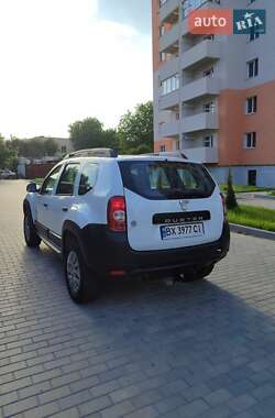 Внедорожник / Кроссовер Dacia Duster 2011 в 