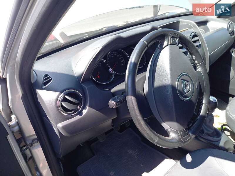 Внедорожник / Кроссовер Dacia Duster 2014 в Черкассах