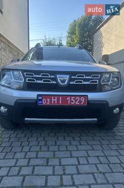 Позашляховик / Кросовер Dacia Duster 2014 в 