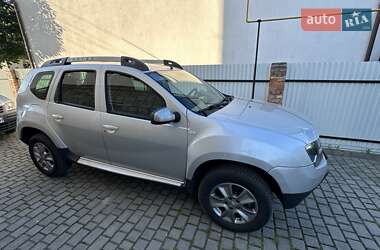 Позашляховик / Кросовер Dacia Duster 2014 в 