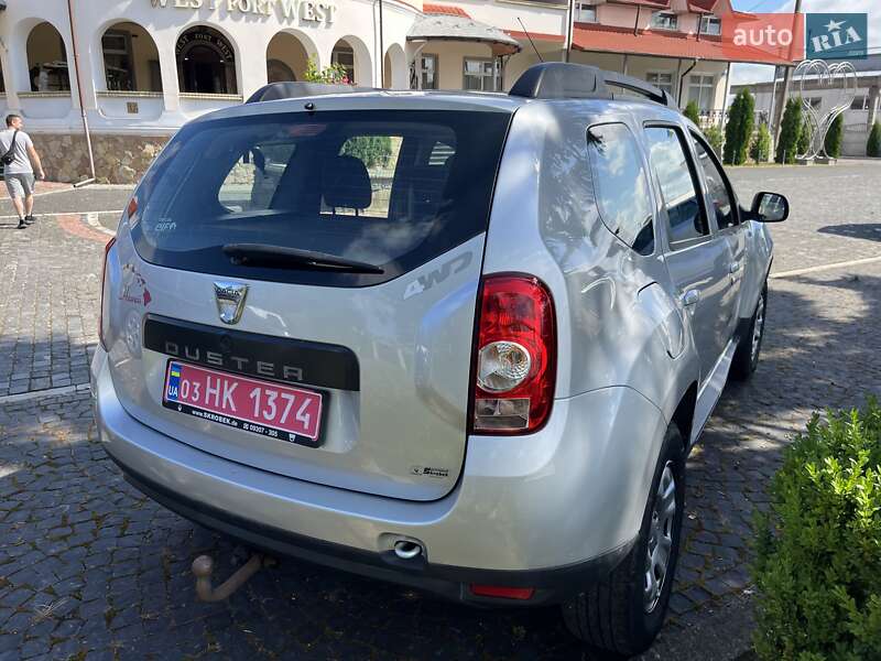 Внедорожник / Кроссовер Dacia Duster 2012 в Золочеве