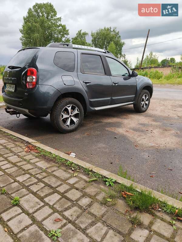 Dacia Duster 2017