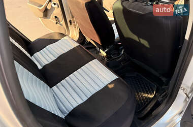 Внедорожник / Кроссовер Dacia Duster 2010 в 