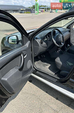 Внедорожник / Кроссовер Dacia Duster 2011 в 