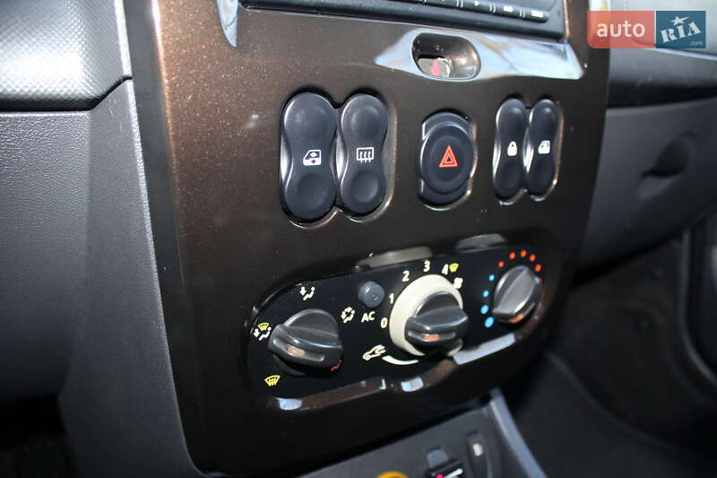 Внедорожник / Кроссовер Dacia Duster 2011 в Трускавце