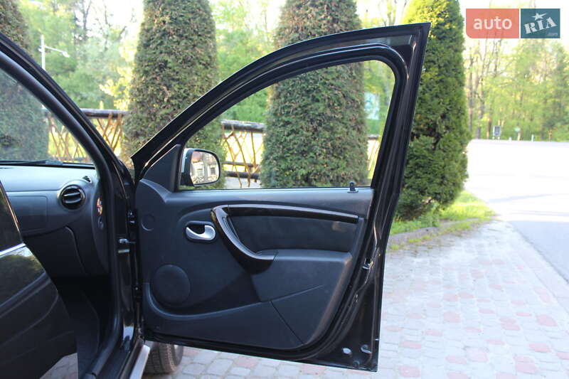Внедорожник / Кроссовер Dacia Duster 2011 в Трускавце