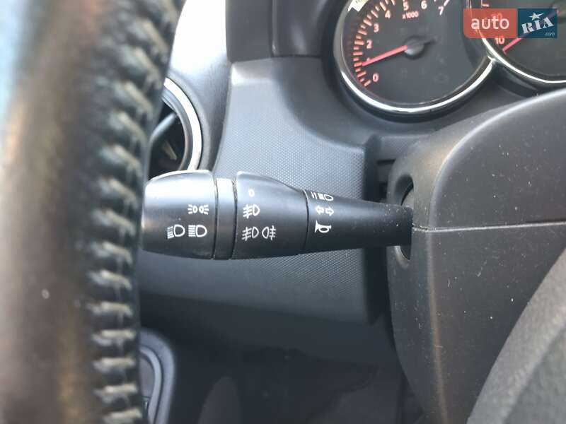 Позашляховик / Кросовер Dacia Duster 2015 в Львові фото 12 Позашляховик / Кросовер Dacia Duster 2015 в Львові