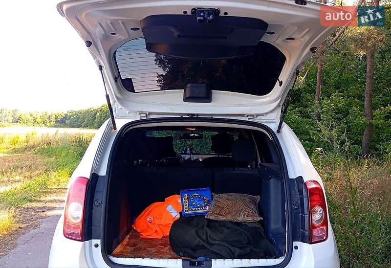 Внедорожник / Кроссовер Dacia Duster 2012 в Тростянце