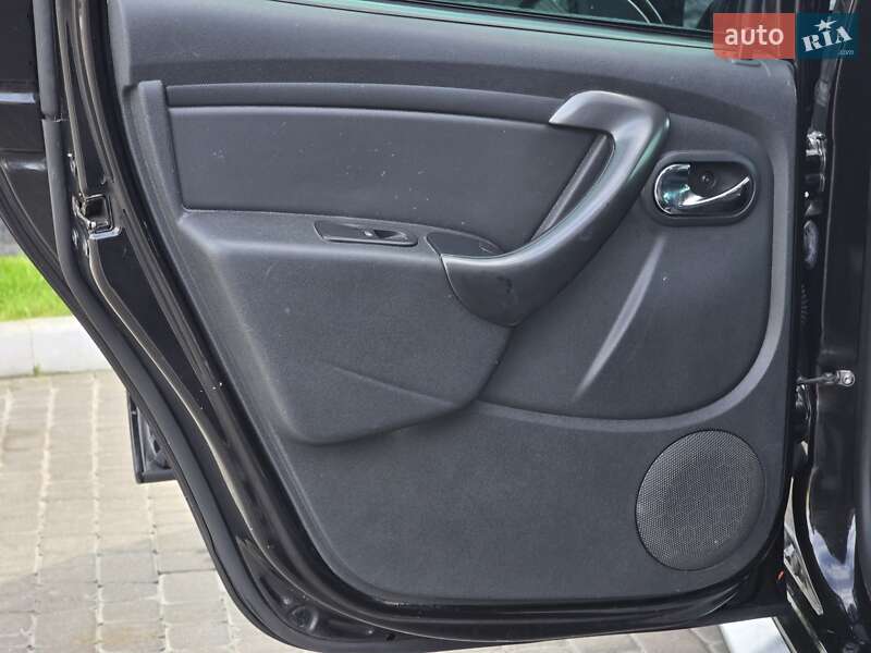 Внедорожник / Кроссовер Dacia Duster 2015 в Ровно