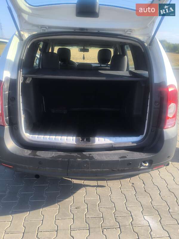Позашляховик / Кросовер Dacia Duster 2010 в Луцьку