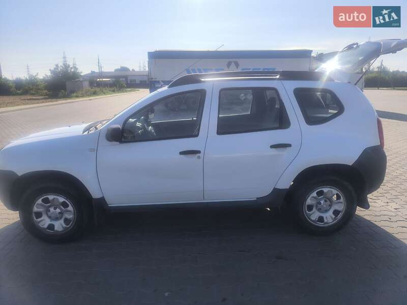 Позашляховик / Кросовер Dacia Duster 2010 в Луцьку