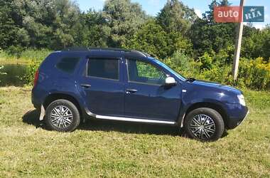 Позашляховик / Кросовер Dacia Duster 2010 в 