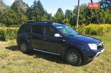 Позашляховик / Кросовер Dacia Duster 2010 в 