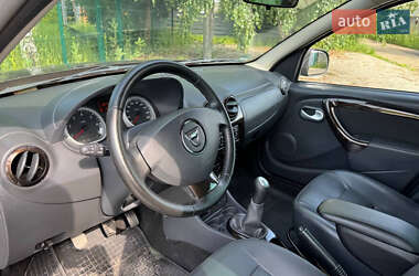 Внедорожник / Кроссовер Dacia Duster 2011 в 